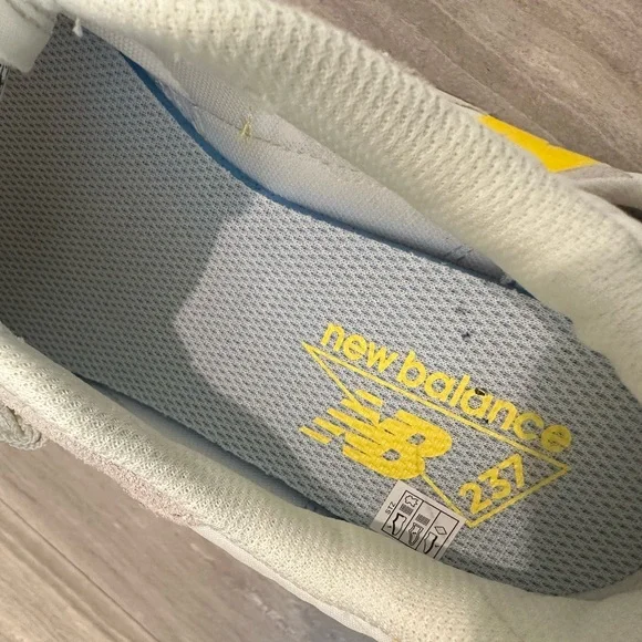 NWOT New Balance Women’s 7 237 Sea Salt Egg Yolk Yellow and White Sneakers - Picture 10 of 13